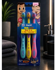 فرشاة أسنان Oral-B للأطفال – 3 حبات بشخصيات كرتونية